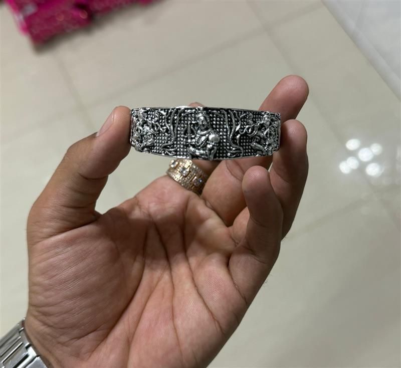 Men's Oxidised Silver Mahakal Bracelet k72d12-5v