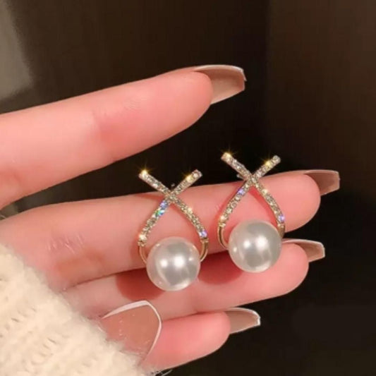 Korean Studded Cross Pearl Stud Earrings k72d12-5v