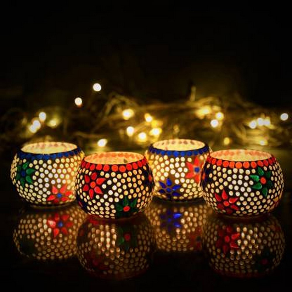 eCraftIndia Set of 4 Mosaic Glass Decorative Tea Light Holder k72d12-5v