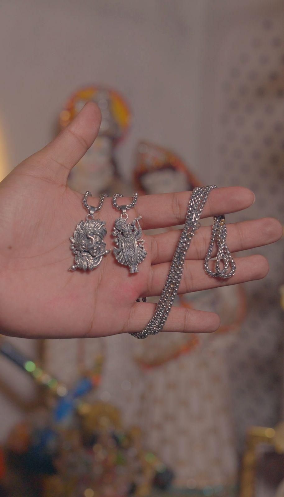 Krishna & Shreenathji Pendant with Chain Buy 1 Get 1 Free k72d12-5v