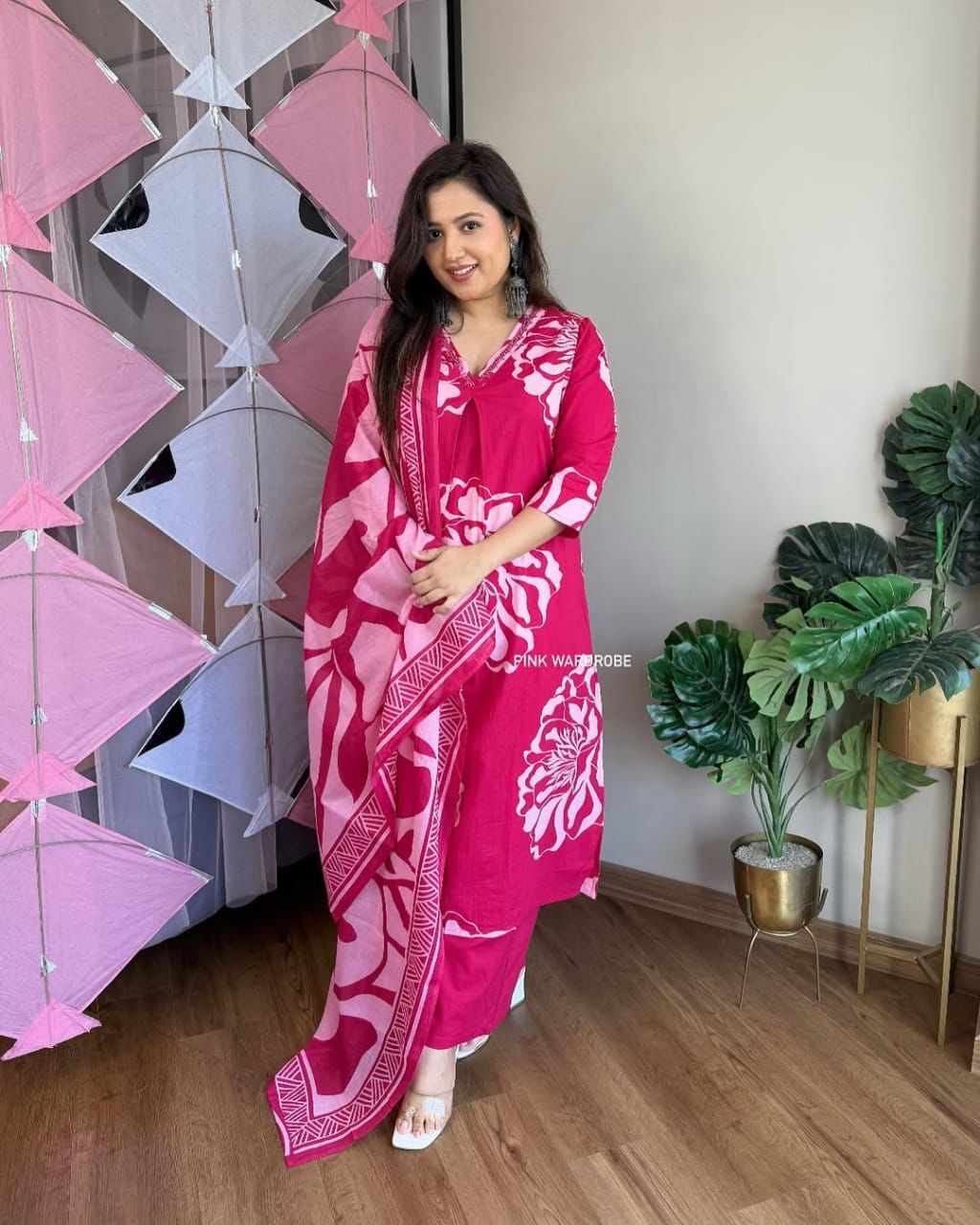 Beautiful Cotton Fabric Kurti Pant & Dupatta Dream Cather