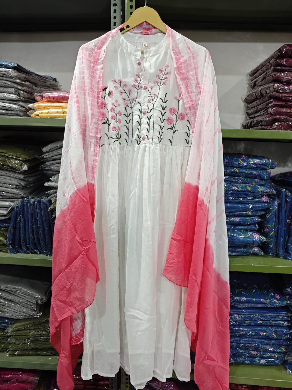 Strength Kurta Style Set with Embroidery & Tie-Dye Dupatta Dream Cather