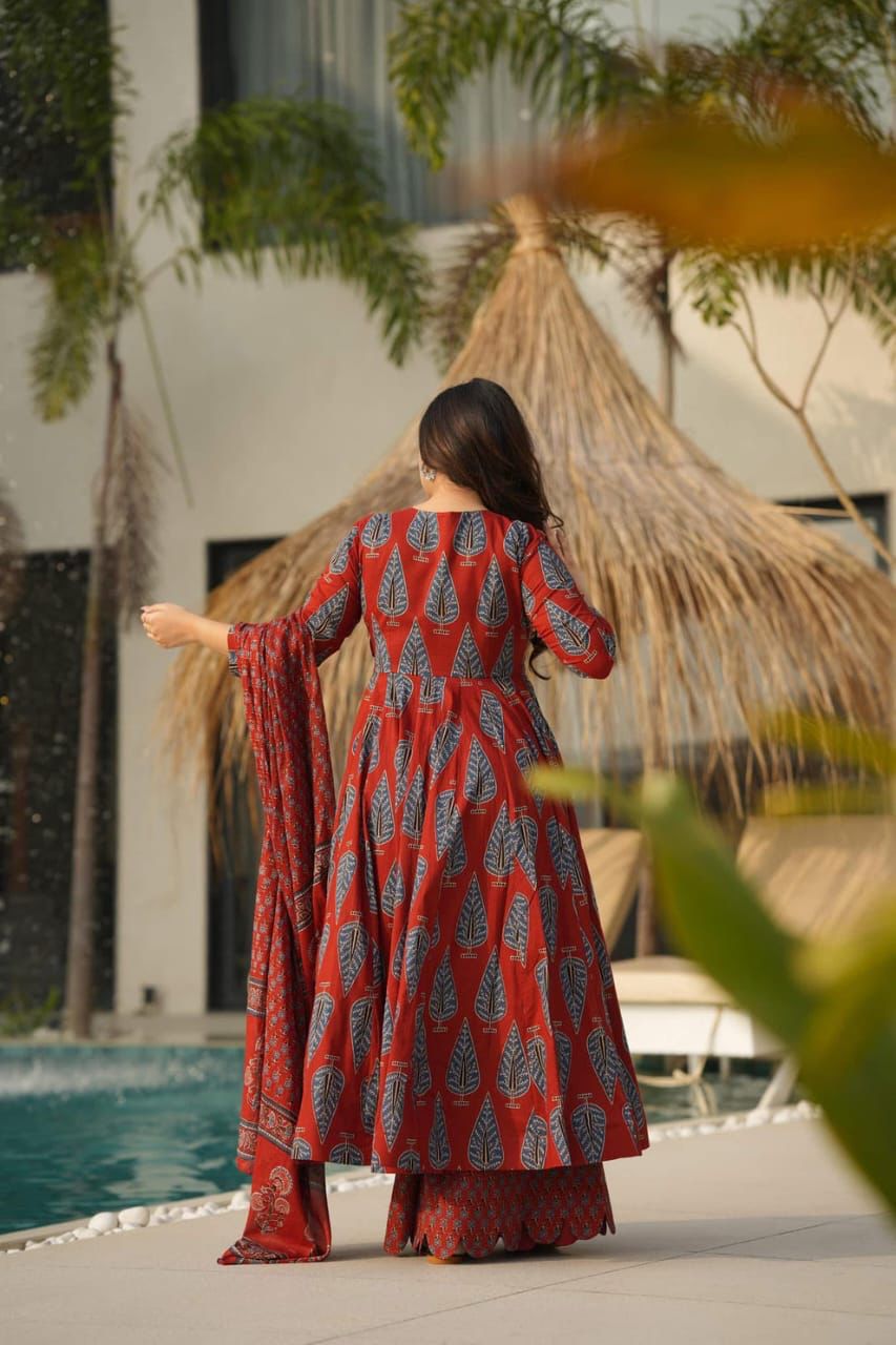 Anarkali Kurta Set in Sanganeri Print Dream Cather