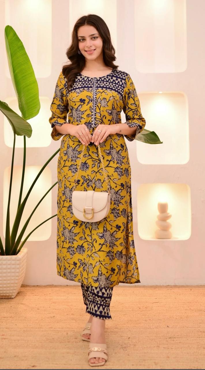 Beautiful Cotton Kurti Pant Set with Embroidery Dream Cather