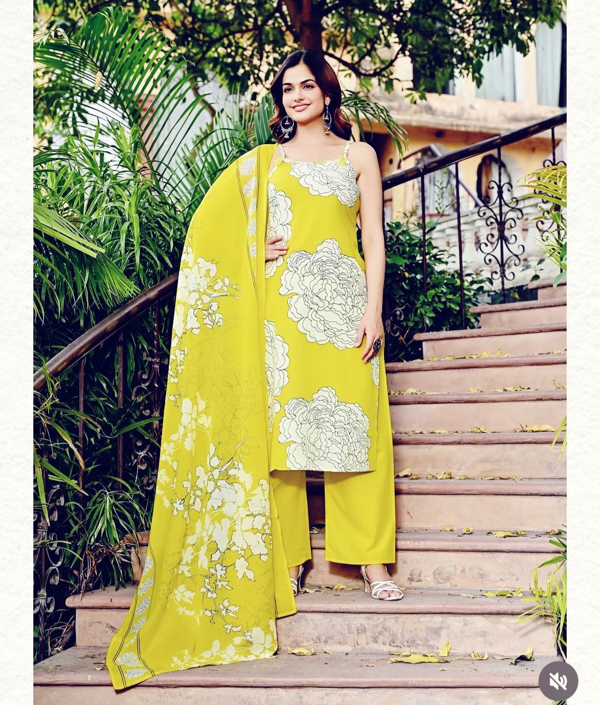 Stylish Spaghetti Style Floral Kurta Dream Cather