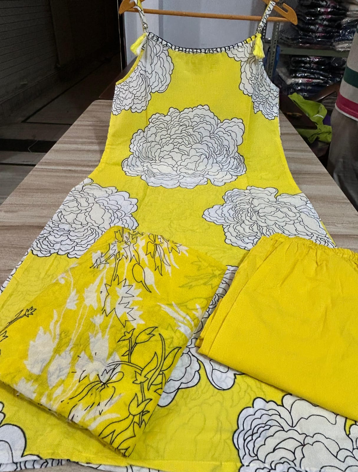 Stylish Spaghetti Style Floral Kurta Dream Cather