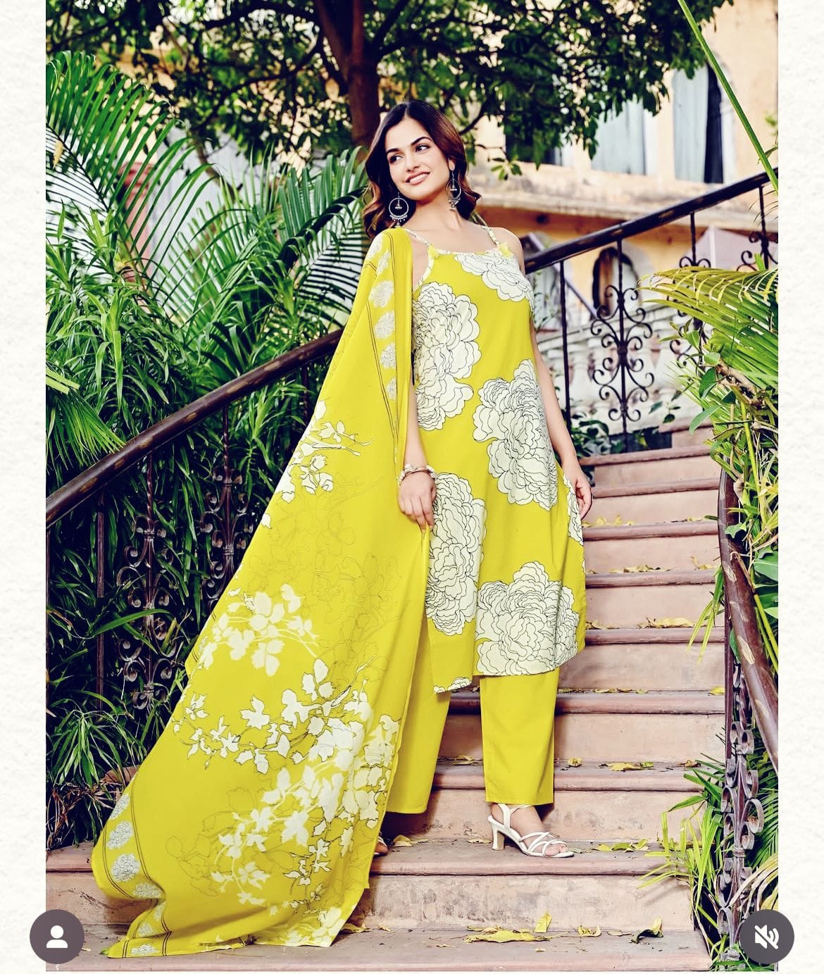 Stylish Spaghetti Style Floral Kurta Dream Cather