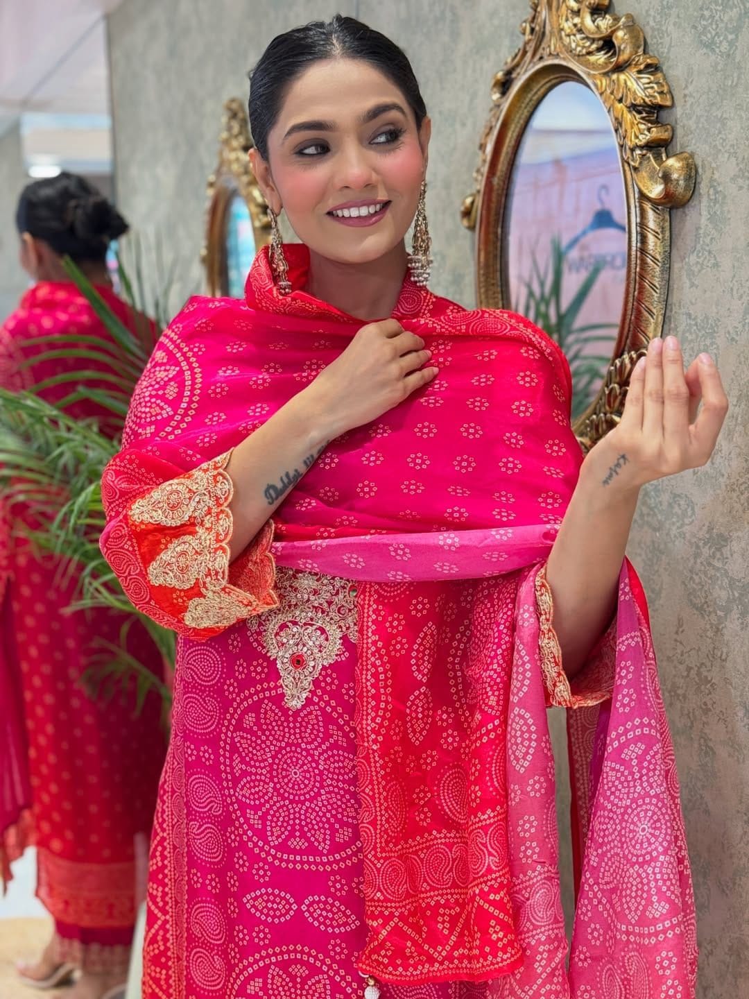 Festive & Party Wear Pure Chinnon Embroidered Dream Cather
